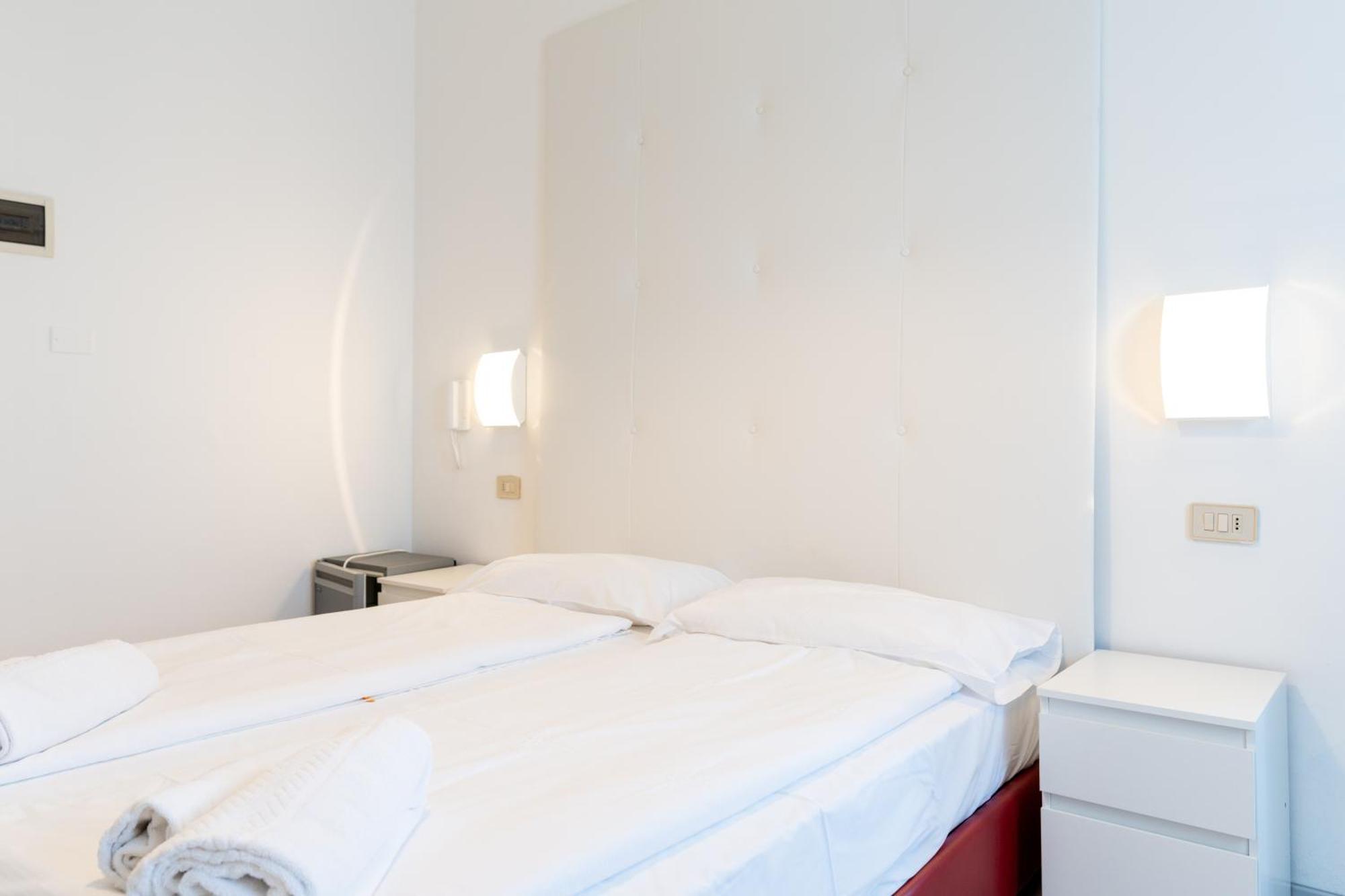 Hotel Regina Каорле Екстериор снимка